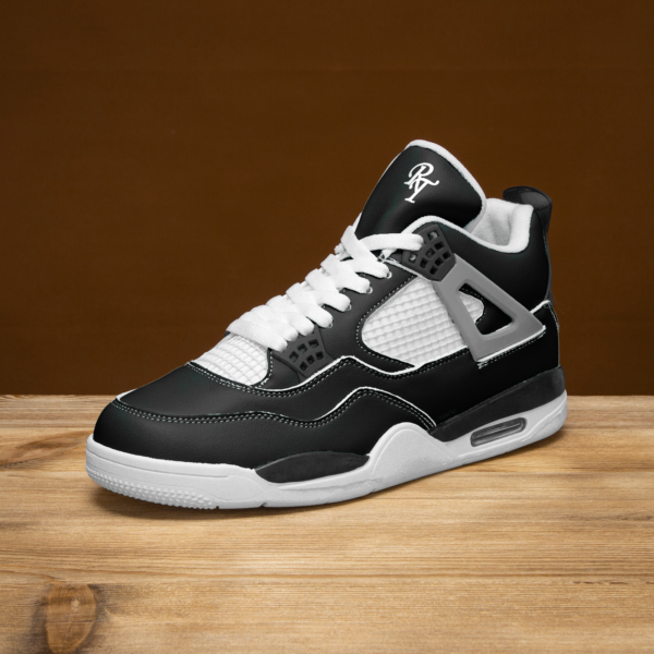 4af21883c3a84cb280c831a9a4d9833a.png black sneaker